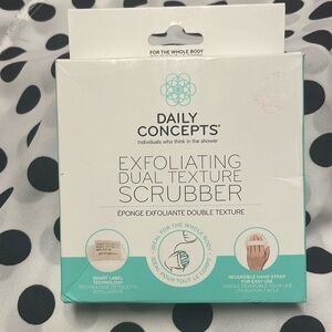 Exfoliating Dual Texture Scrubber